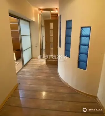 60 м², 2-комнатная квартира, этаж 3 из 5, 60 м², изображение - 4