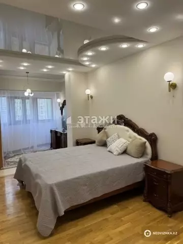 2-комнатная квартира, этаж 8 из 16, 79 м²