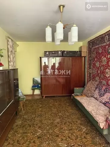 2-комнатная квартира, этаж 2 из 4, 42 м²