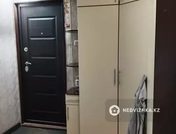 3-комнатная квартира, этаж 5 из 5, 64 м²