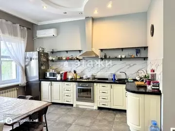 3-комнатная квартира, этаж 3 из 8, 91 м²