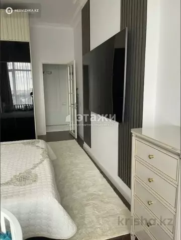 2-комнатная квартира, этаж 21 из 21, 74 м²
