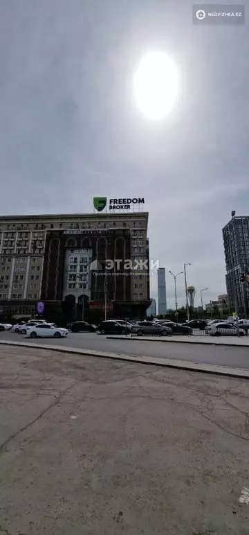 3-комнатная квартира, этаж 9 из 10, 108 м²