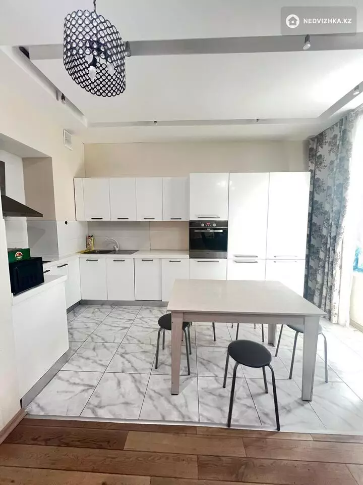 60 м², 2-комнатная квартира, этаж 4 из 9, 60 м², на длительный срок, изображение - 1
