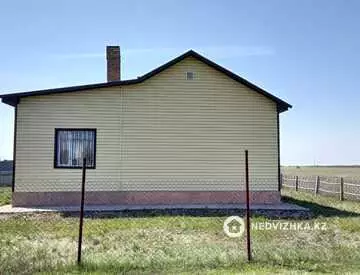 2-комнатный дом, 25 соток, 52 м²