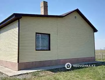 2-комнатный дом, 25 соток, 52 м²