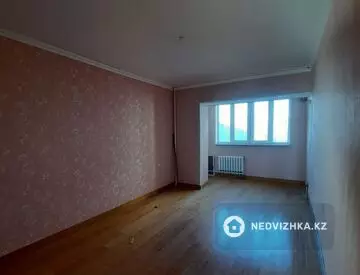 4-комнатная квартира, этаж 4 из 9, 124 м²