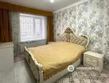 3-комнатная квартира, этаж 1 из 9, 75 м²