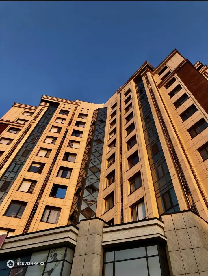 115 м², 3-комнатная квартира, этаж 4 из 12, 115 м², изображение - 1
