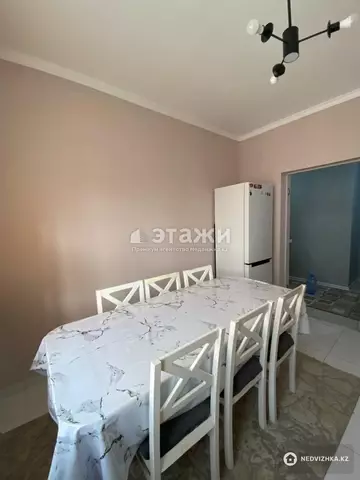 2-комнатная квартира, этаж 10 из 12, 55 м²