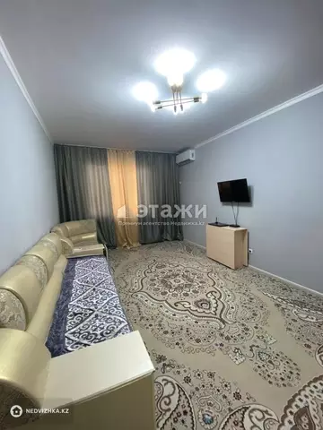 2-комнатная квартира, этаж 10 из 12, 55 м²