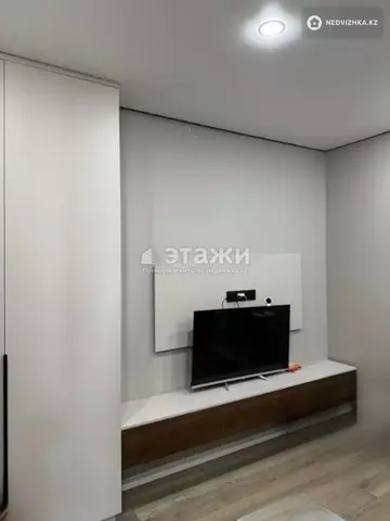 1-комнатная квартира, этаж 10 из 12, 43 м²