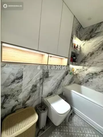 1-комнатная квартира, этаж 4 из 12, 44 м²