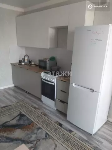 1-комнатная квартира, этаж 7 из 12, 42 м²