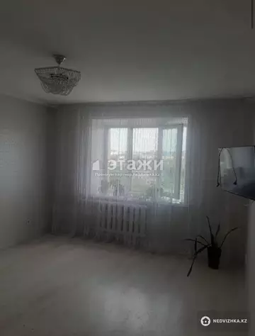 1-комнатная квартира, этаж 9 из 9, 38 м²