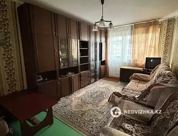 2-комнатная квартира, этаж 3 из 5, 44 м²