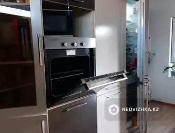 4-комнатный дом, 5 соток, 160 м²