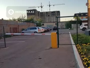 2-комнатная квартира, этаж 4 из 5, 63 м²