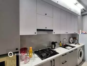 2-комнатная квартира, этаж 2 из 9, 66 м²