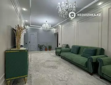 3-комнатная квартира, этаж 3 из 12, 90 м²