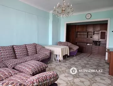 3-комнатная квартира, этаж 5 из 5, 82 м²