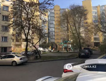 2-комнатная квартира, этаж 9 из 10, 52 м²
