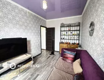 2-комнатная квартира, этаж 9 из 10, 52 м²