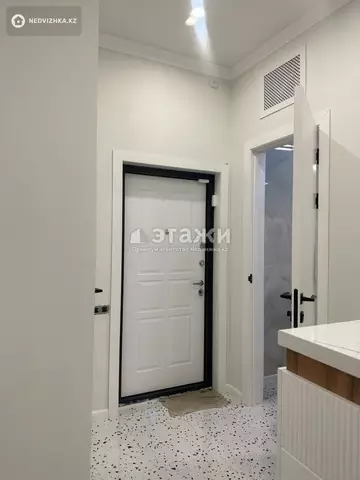 Офисное помещение, 10 этажей, 43 м²