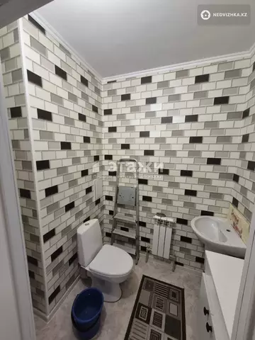 2-комнатная квартира, этаж 3 из 9, 65 м²