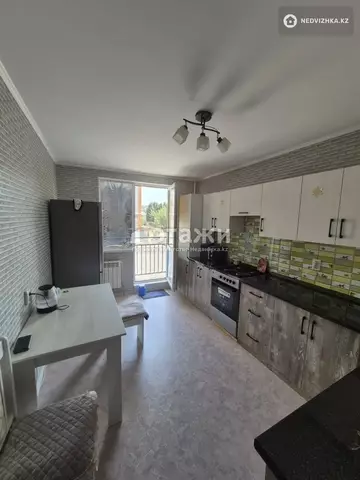 65.2 м², 2-комнатная квартира, этаж 3 из 9, 65 м², изображение - 6