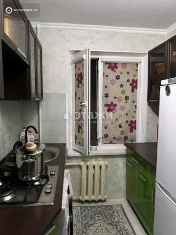 3-комнатная квартира, этаж 1 из 5, 57 м²