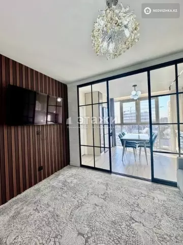 3-комнатная квартира, этаж 5 из 18, 56 м²