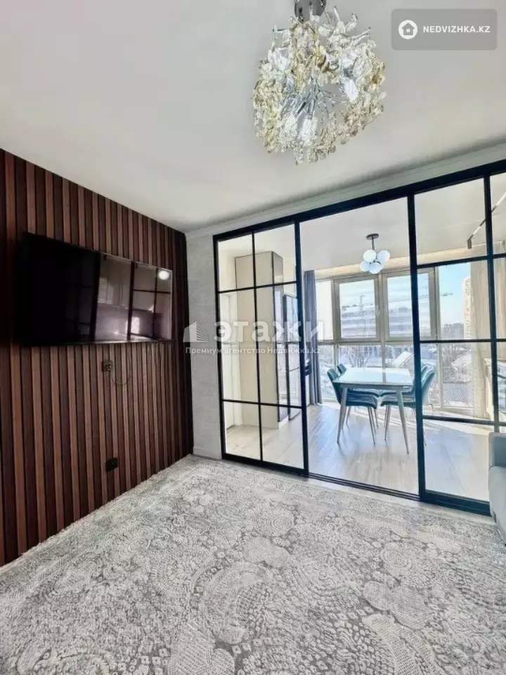 56 м², 3-комнатная квартира, этаж 5 из 18, 56 м², изображение - 1