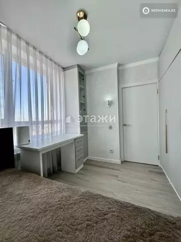 3-комнатная квартира, этаж 5 из 18, 56 м²