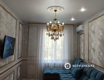3-комнатная квартира, этаж 3 из 4, 78 м², на длительный срок