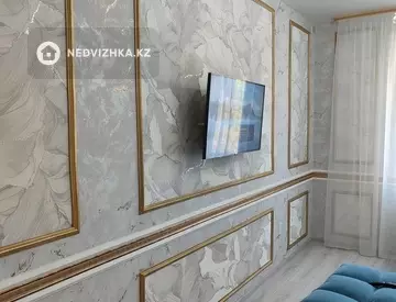 3-комнатная квартира, этаж 3 из 4, 78 м², на длительный срок