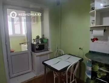 1-комнатная квартира, этаж 9 из 9, 27 м²