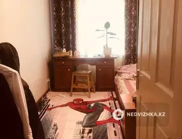 3-комнатная квартира, этаж 5 из 5, 60 м²