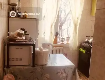 3-комнатная квартира, этаж 5 из 5, 60 м²