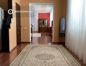 10-комнатный дом, 14 соток, 530 м²