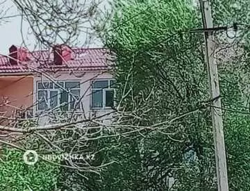 3-комнатная квартира, этаж 4 из 4, 65 м²