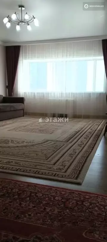 2-комнатная квартира, этаж 36 из 37, 100 м²