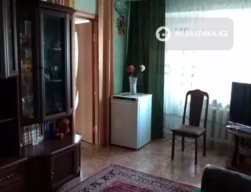 2-комнатная квартира, этаж 2 из 5, 44 м²