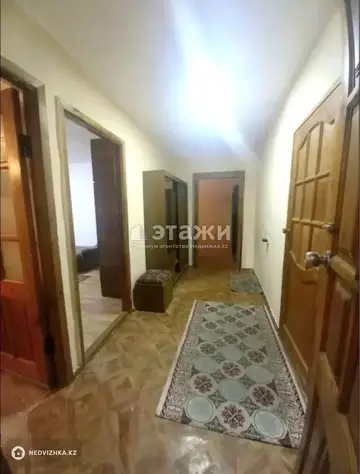 2-комнатная квартира, этаж 2 из 4, 61 м²