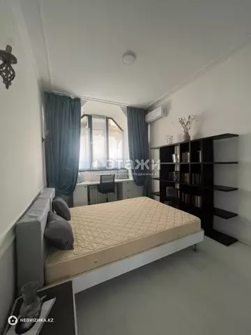 3-комнатная квартира, этаж 11 из 12, 70 м², на длительный срок