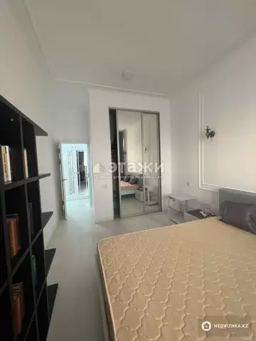 3-комнатная квартира, этаж 11 из 12, 70 м², на длительный срок