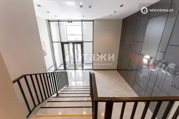 4-комнатная квартира, этаж 9 из 9, 118 м²