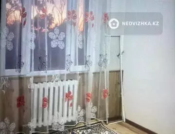 3-комнатная квартира, этаж 4 из 5, 60 м²