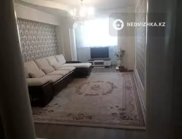 3-комнатная квартира, этаж 4 из 5, 76 м²
