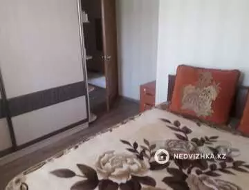 3-комнатная квартира, этаж 4 из 5, 76 м²